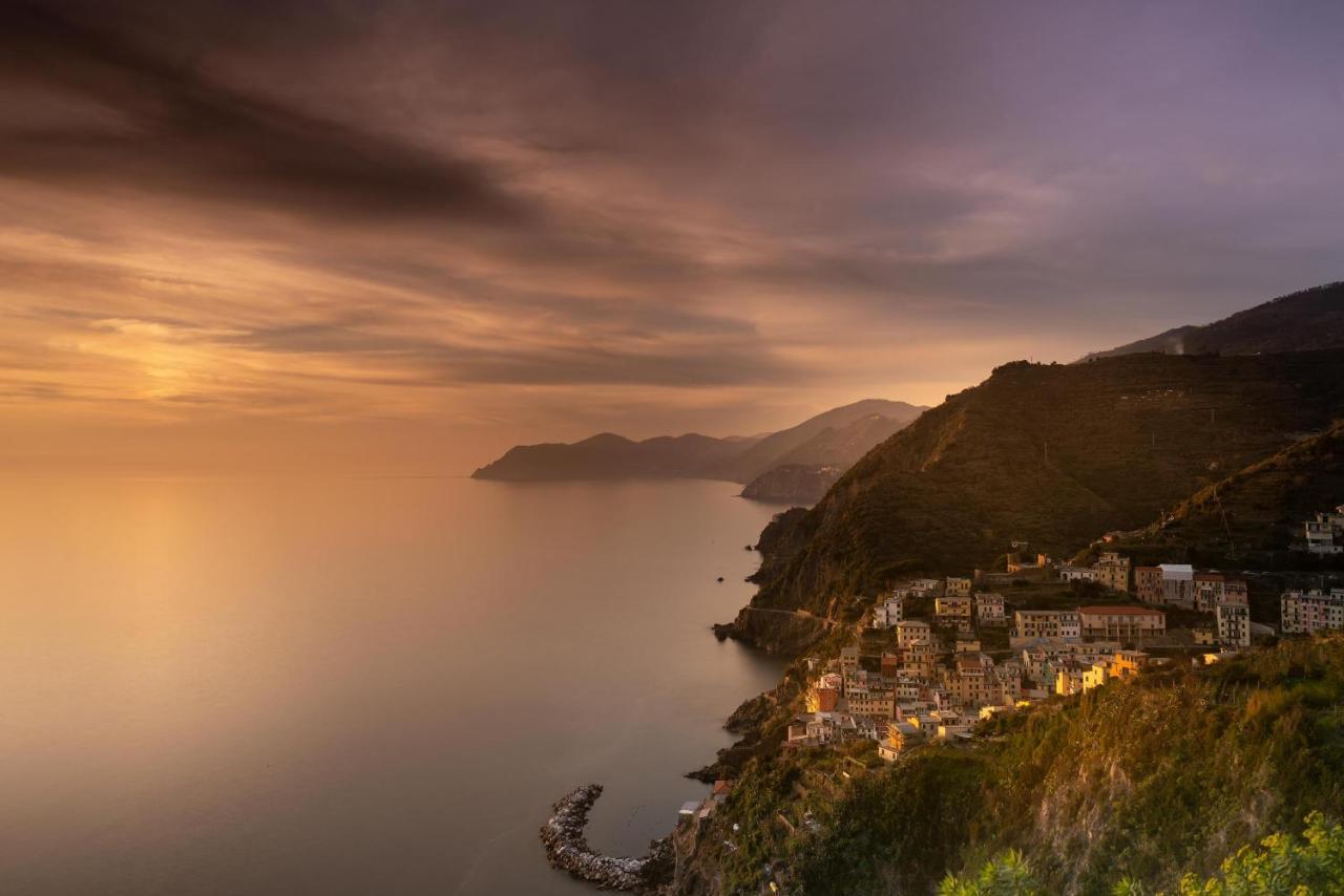 Sotto Sale-5 Terre Affittacamere Riomaggiore Bagian luar foto