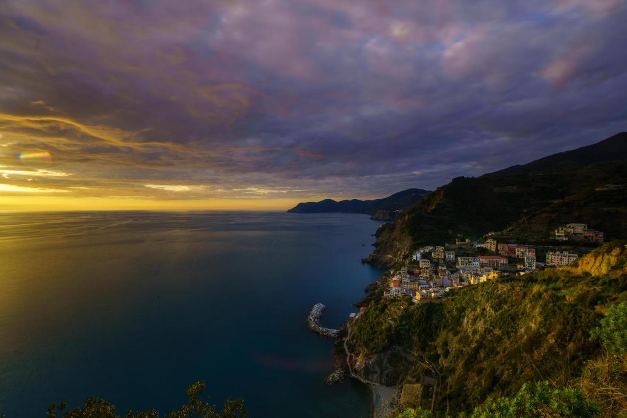 Sotto Sale-5 Terre Affittacamere Riomaggiore Bagian luar foto